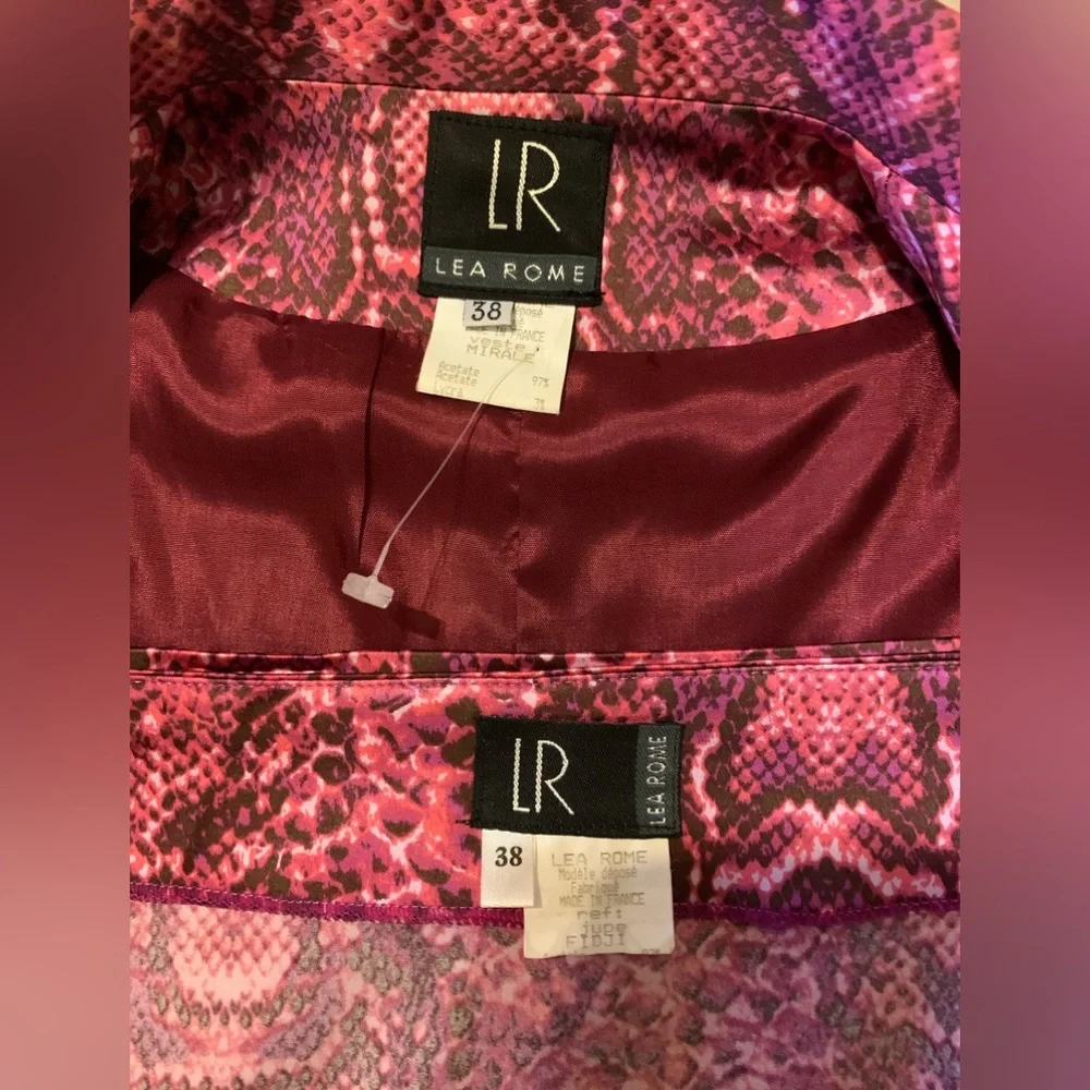 LEA ROME, suit - Picture 3 of 4